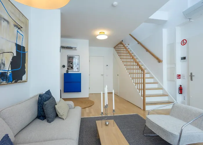 Διαμέρισμα Dachgeschoss-maisonette Mit Terrasse Am Karlsplatz *