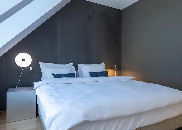 Διαμέρισμα Dachgeschoss-maisonette Mit Terrasse Am Karlsplatz