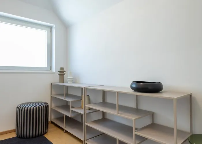 Dachgeschoss-maisonette Mit Terrasse Am Karlsplatz Διαμέρισμα Βιέννη